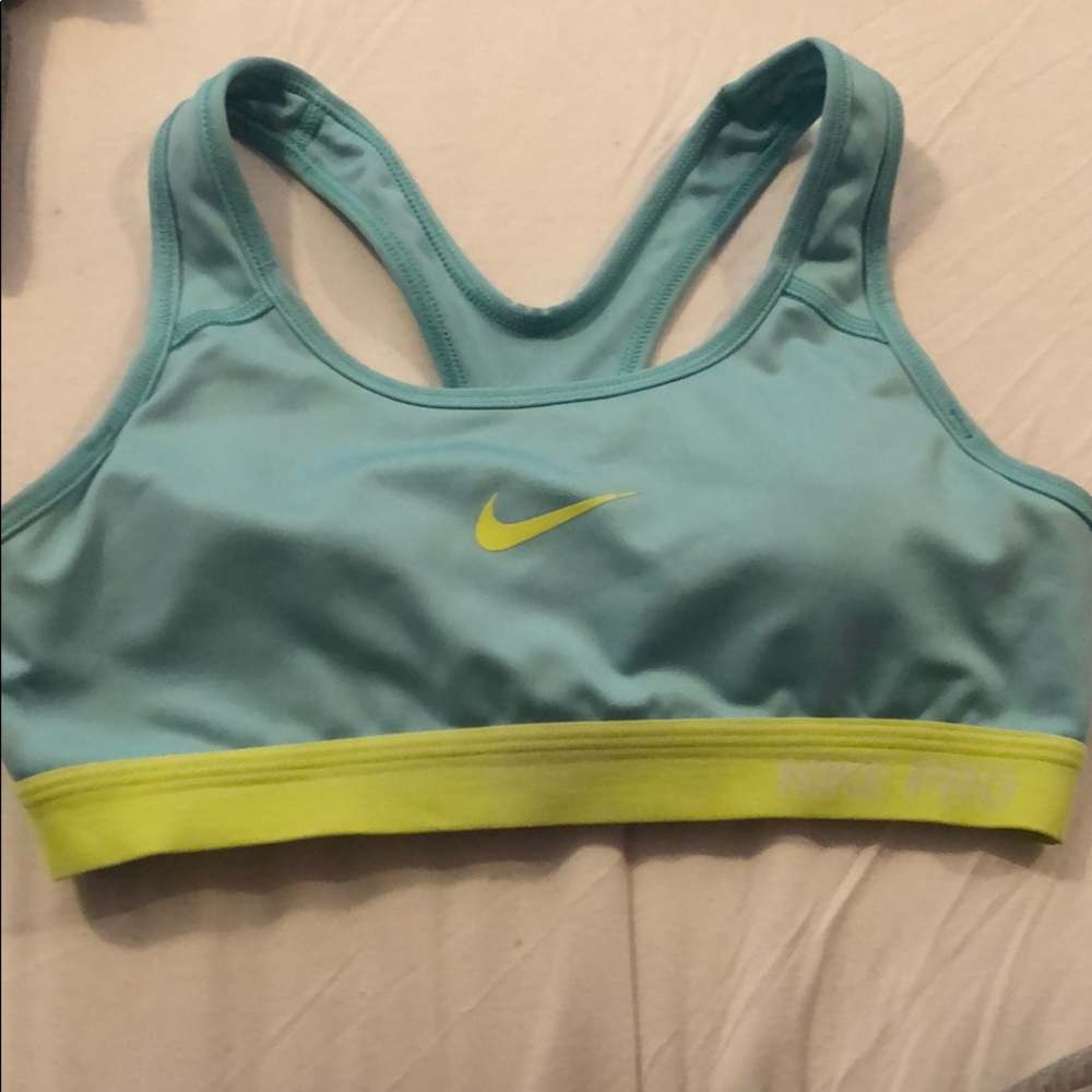 Nike Pro Sportsbra